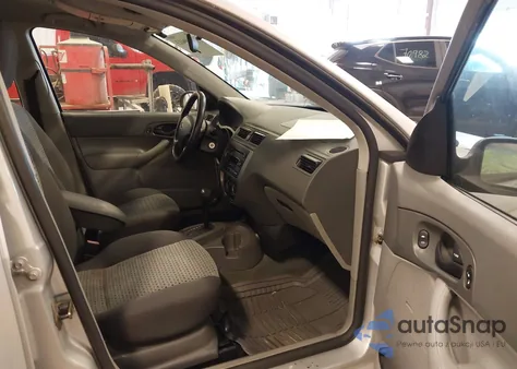 2005 Ford Focus S/Se/Ses z USA, uszkodzony, nr VIN 1FAFP34N25W139215